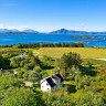 Harøya Apartment & Boat