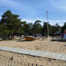 Åros Feriesenter AS - Spielplatz am Strand mit Hüpfkissen