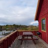 Oksvoll Camping - Terrasse mit Blick auf das Meer