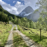 Melkevoll Bretun Camping - Brenndalsbreen fjelltur 