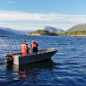 Sjøbakken Gårdsferie - Blick vom Bootsanleger am Fuße des Campingplatzes