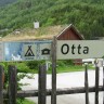 Otta Camping og Motell - Hinweisschild.
